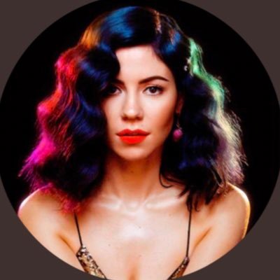 Profile Picture of Alicia ✩ (@shediamandis) on Twitter