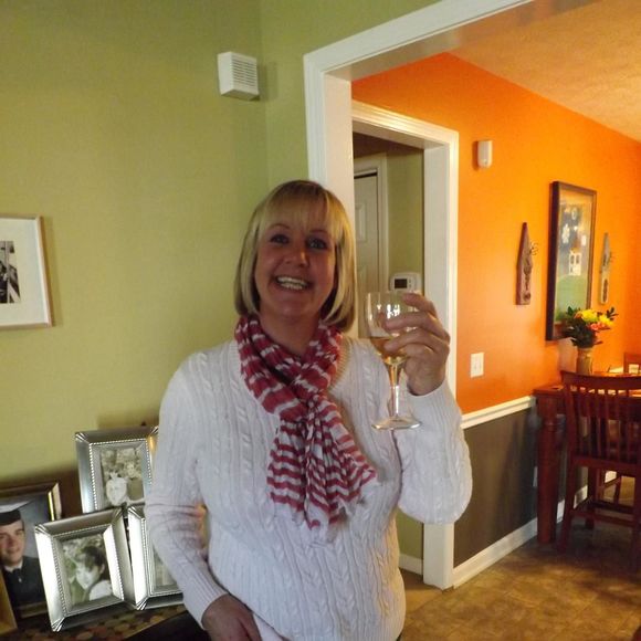 Profile Picture of Carla Zandona-rife (@mooreci) on Poshmark