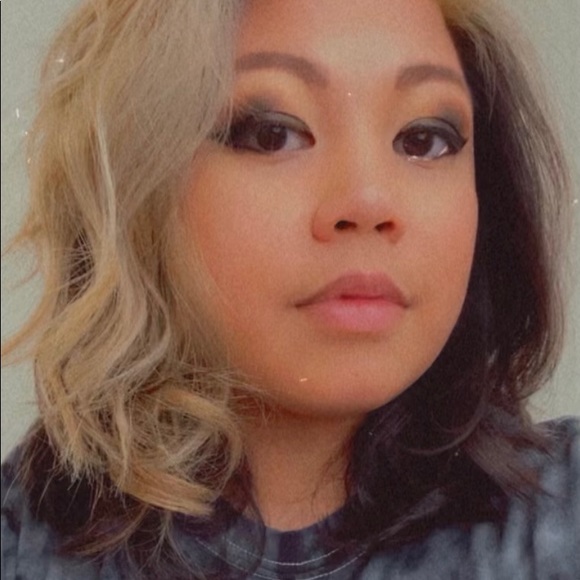 Profile Picture of Ariel Wilson (@ariel1102) on Poshmark