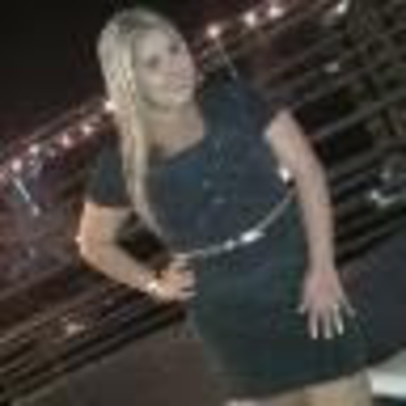 Profile Picture of Yelitza Paruta (@yelitzaparuta) on Poshmark