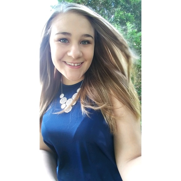 Profile Picture of Kayla Staufenberger (@kaylacs98) on Poshmark