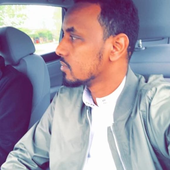 Profile Picture of Abshir Abshir (@abshirken) on Poshmark