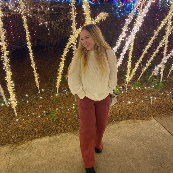 Profile Picture of Martyna Birutyte (@martynabi) on Poshmark