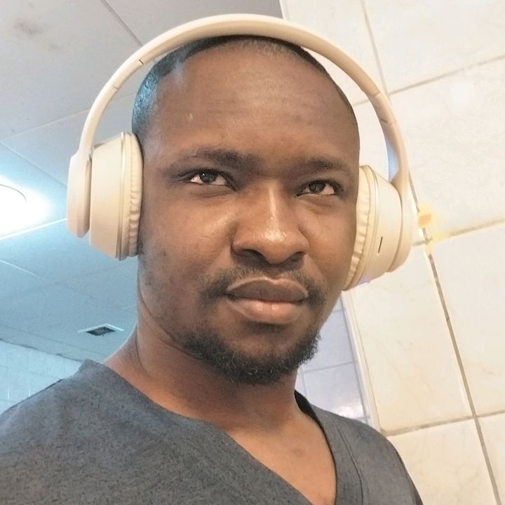 Profile Picture of STEPHEN DAVID (@stephendavid20) on Tiktok
