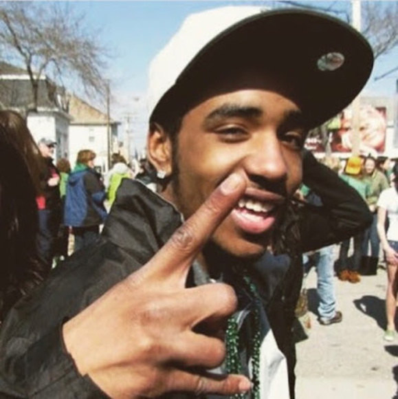 Profile Picture of Jamison Quinn (@jamisonquinn) on Poshmark