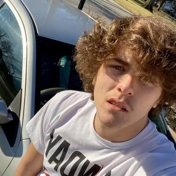 Profile Picture of Jacob Campbell (@jacobcampbell) on Poshmark