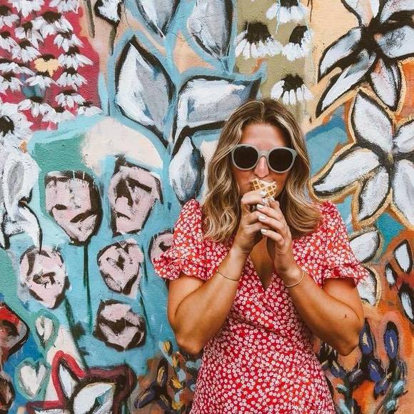 Profile Picture of Stephanie Sekula (@stephsekula) on Poshmark