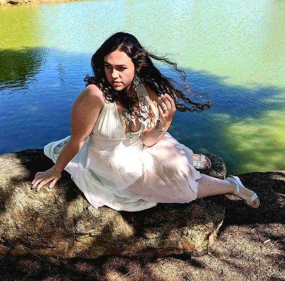 Profile Picture of Savannah Finger (@savanity) on Poshmark