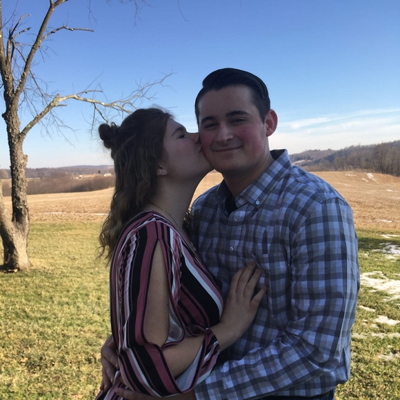 Profile Picture of Austin Laird (@lairdthehunter) on Poshmark