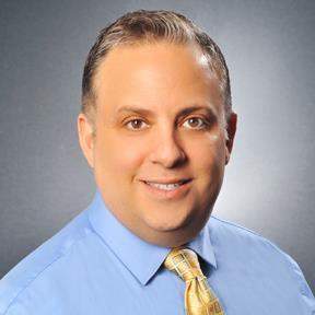 Profile Picture of Joel Feuer (@JoelSellsHomes) on Twitter