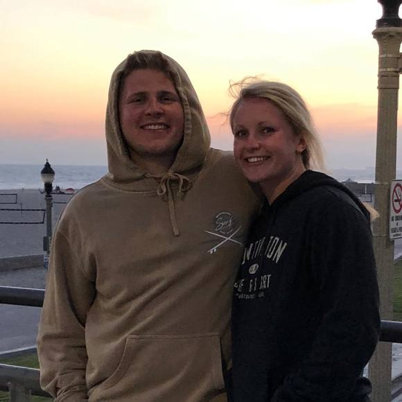 Profile Picture of Sarah Maccarthy (@shollingshaus23) on Poshmark