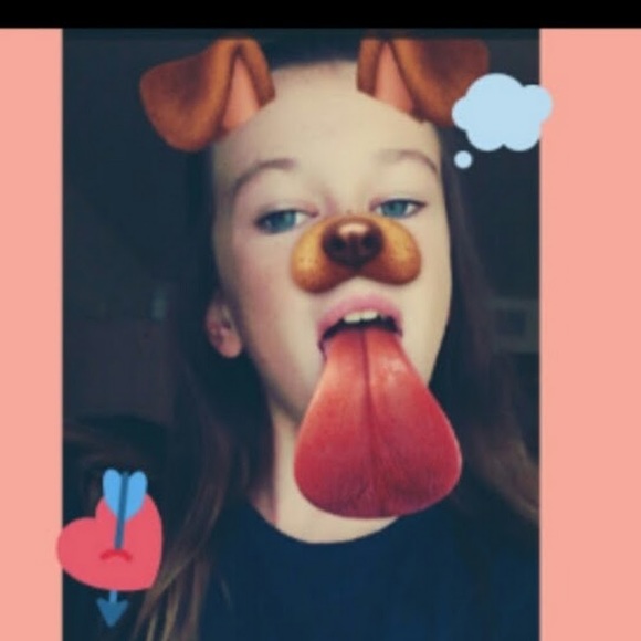 Profile Picture of Haley Owens (@haley1owens) on Poshmark