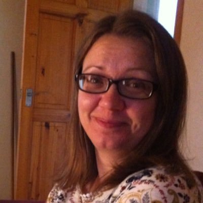 Profile Picture of Gillian Hurst (@hurst_gillian) on Twitter