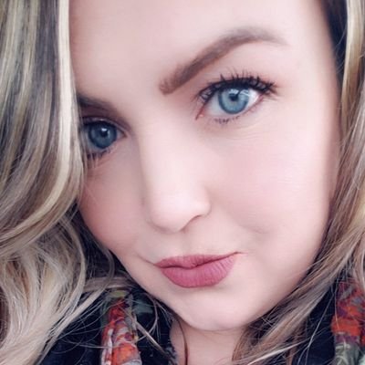 Profile Picture of Danielle Carleton (@Dolly_Danielle) on Twitter