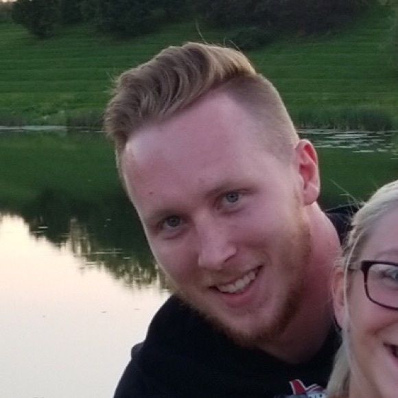 Profile Picture of Daniel Blair (@dannyblair) on Poshmark