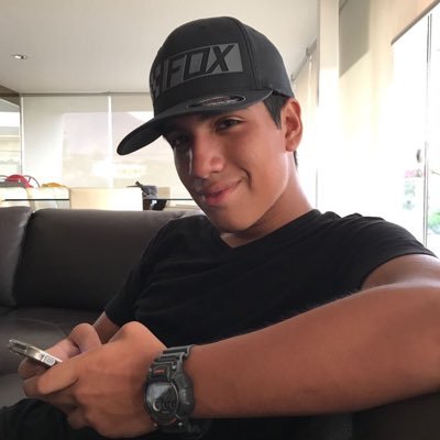 Profile Picture of Victor Albarracin (@VictorA63098616) on Twitter