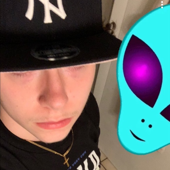 Profile Picture of Dominick Mongelli (@slimeysiko) on Poshmark