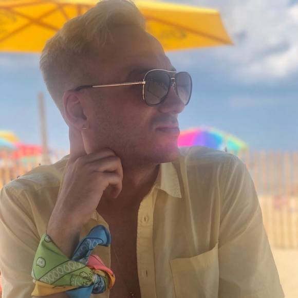 Profile Picture of Sean Monroe (@seanmonroe91) on Poshmark