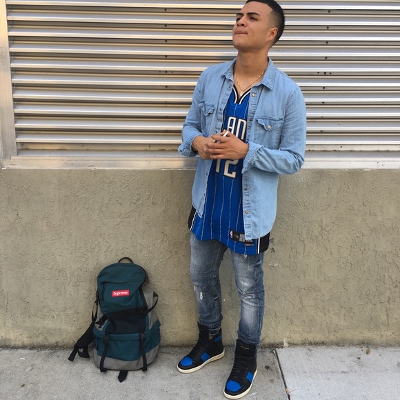 Profile Picture of Joe Barnes (@joebarnes) on Poshmark