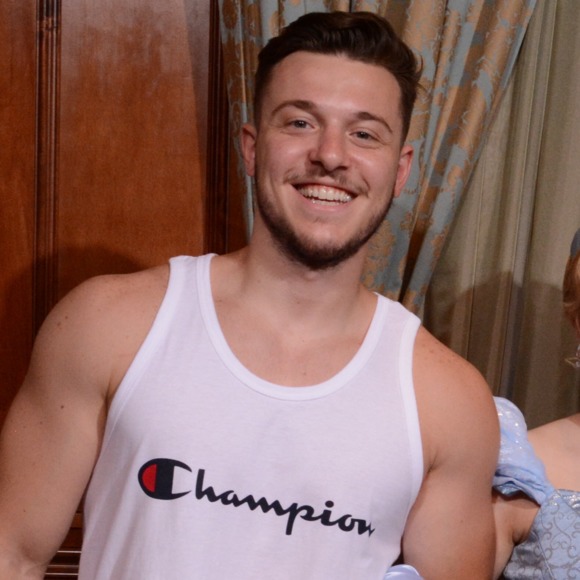 Profile Picture of George Agopian (@agopiang) on Poshmark