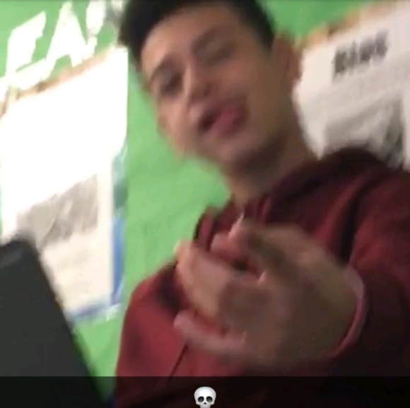 Profile Picture of Rueben Livingston (@ruebenn) on Poshmark