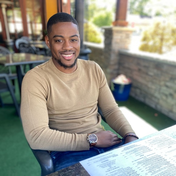 Profile Picture of Brian Batts (@bbatts1021) on Poshmark