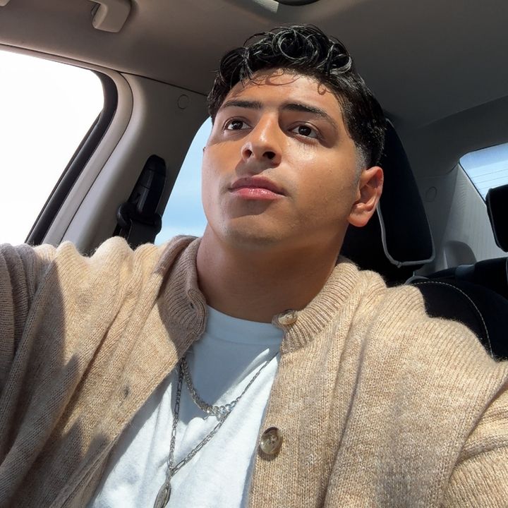 Profile Picture of Jonathan (@heyits.jon) on Tiktok