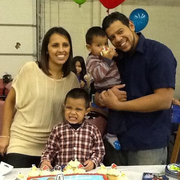 Profile Picture of Oscar Vallecillo (@rawisokv) on Poshmark