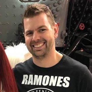 Profile Picture of Aaron Larson (@aalarson) on Twitter