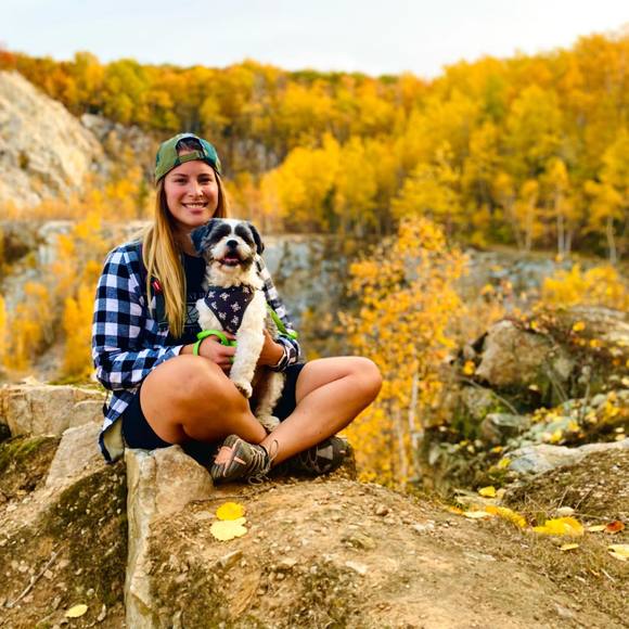 Profile Picture of Joelle Selissen (@jselissen) on Poshmark