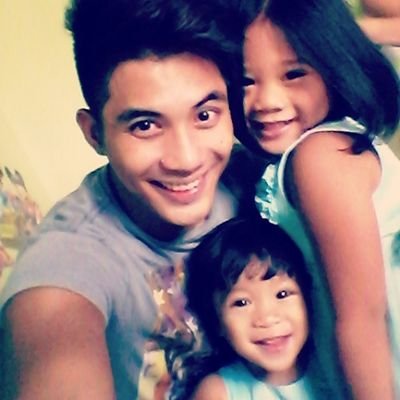 Profile Picture of Luis Sison (@Rluissison) on Twitter