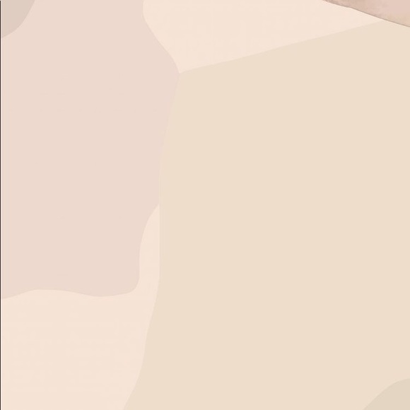 Rosemary Silva - Poshmark Profile Picture of Rosemary Silva (@rose171215) on Poshmark