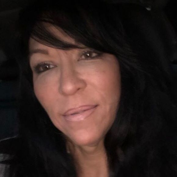 Profile Picture of Sa Parlin (@spar8305) on Poshmark