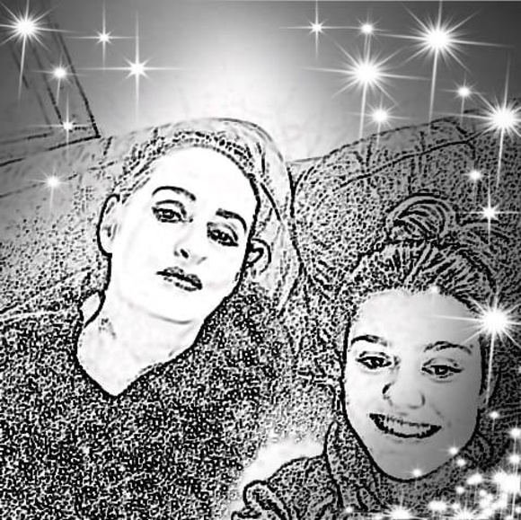 Profile Picture of Helena Strates (@helenastrates5) on Poshmark