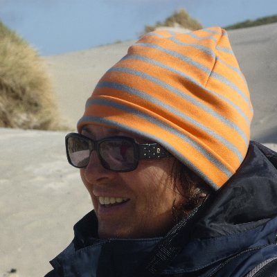 Profile Picture of Anne Kiefer (@annebuehl) on Twitter