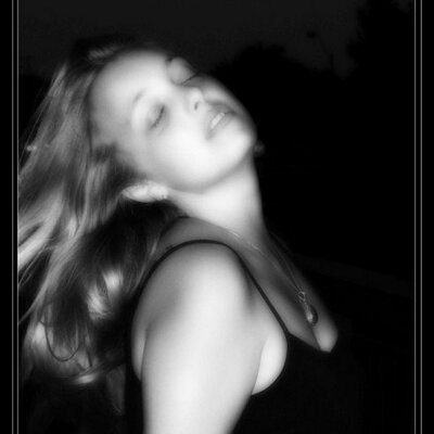 Profile Picture of Joanna Howard (@JoannaHoward) on Twitter
