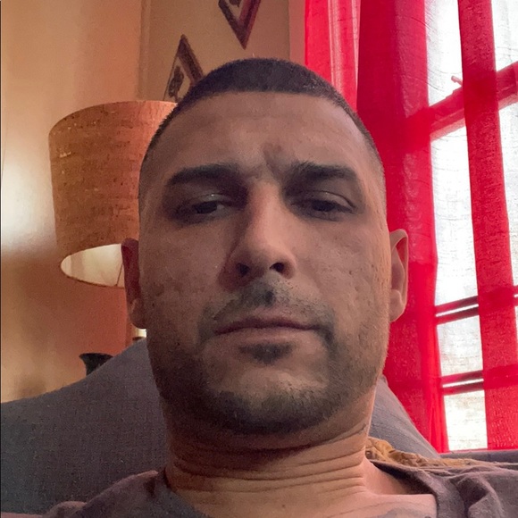 Profile Picture of Richard Rinaldi (@richardrinaldi) on Poshmark