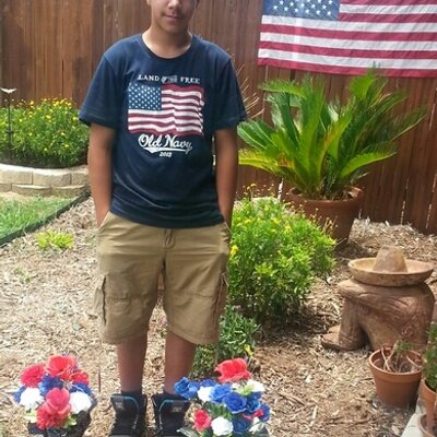 Profile Picture of Dominic Jaramillo (@dat_beast_dom) on Twitter