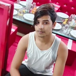 Profile Picture of Raj Singh (@Raj-Singh) on Facebook