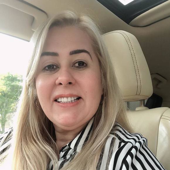 Profile Picture of Gelma Freitas (@gelma) on Poshmark