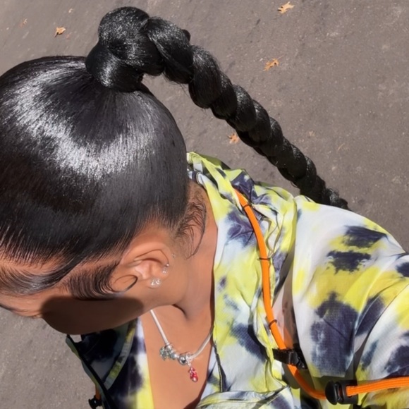 Profile Picture of Capria Patterson (@capriap115) on Poshmark