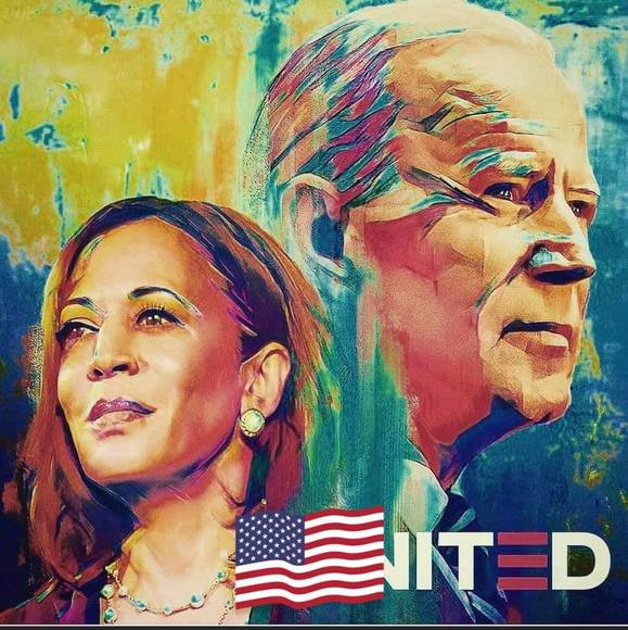 Profile Picture of Andrea Matthews (@honey1550) on Poshmark