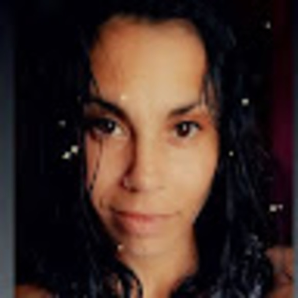 Profile Picture of Jennifer Haddrill (@jhaddrill) on Poshmark