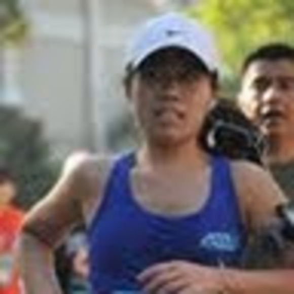 Profile Picture of Jen Taing (@jentaing) on Poshmark