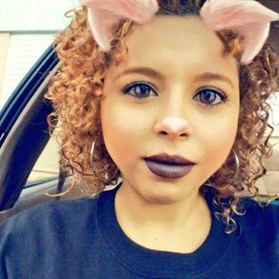 Profile Picture of Lori B. Vega (@Lorivega8950) on Twitter