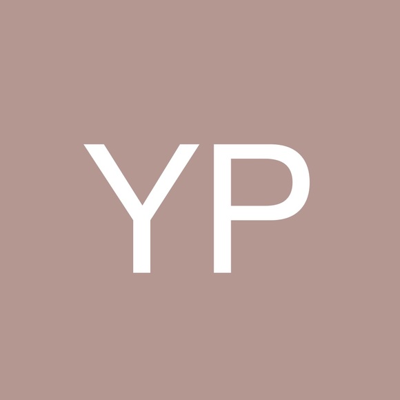 Profile Picture of Yohana Pacas (@yohanapacas) on Poshmark