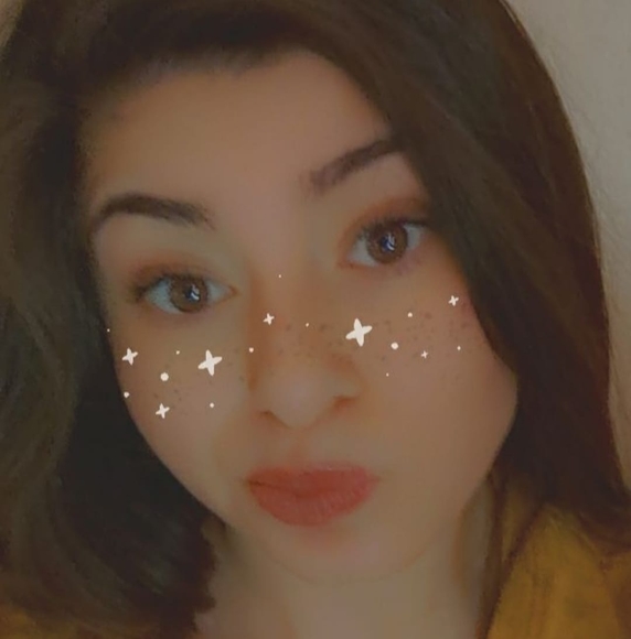 Profile Picture of Andrea Salcido (@andreasalcido97) on Poshmark