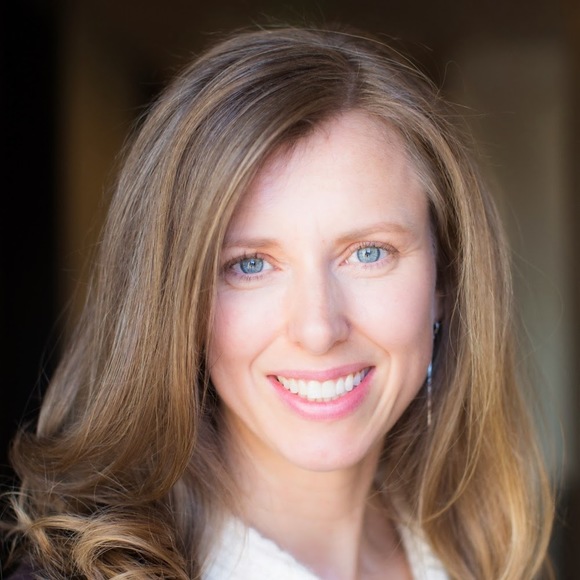 Profile Picture of Susan Flierl (@sixtwosue) on Poshmark