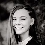 Profile Picture of Ellie June Daniels (@elliejunedaniels) on Instagram