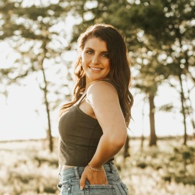 Profile Picture of Jessica Hayes (@jess_hayes24) on Twitter